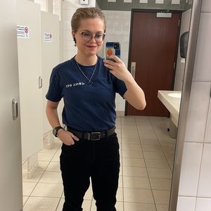 Meet your Posher, Hailey